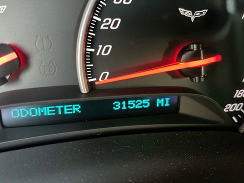 Used 2012 Chevrolet Corvette Coupe w/ Roof Package RWD image 15