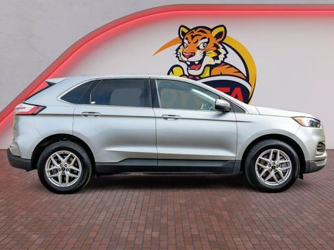 Used 2024 Ford Edge SEL AWD/4WD image 4