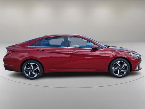 Certified 2023 Hyundai Elantra Limited image 12