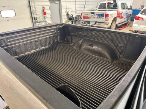 Used 2022 RAM 2500 Tradesman w/ Chrome Appearance Group AWD/4WD image 20