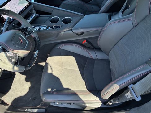Used 2026 Chevrolet Corvette Z06 w/ Z07 Performance Package RWD image 14