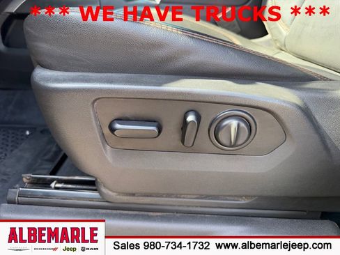 Used 2022 GMC Sierra 2500 AT4 AWD/4WD image 17