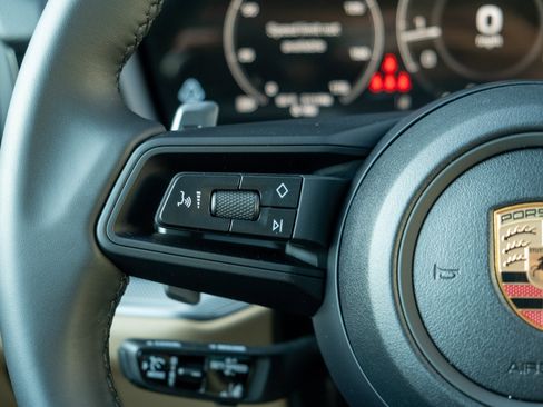 New 2026 Porsche Cayenne image 26