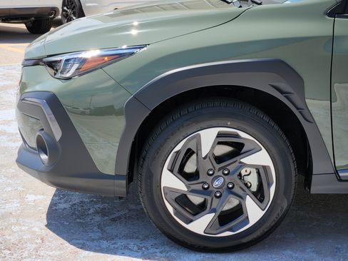Used 2025 Subaru Crosstrek 2.5i Limited w/ Popular Package #3A AWD/4WD image 9