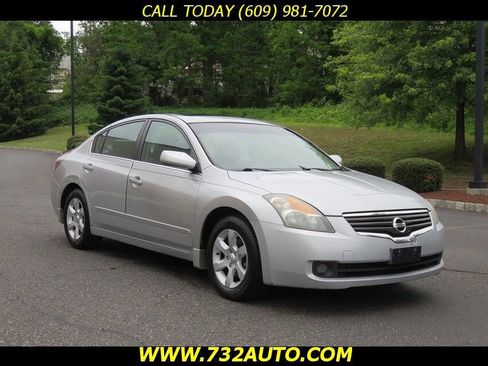 Used 2009 Nissan Altima 2.5 SL w/ SL Pkg FWD image 3