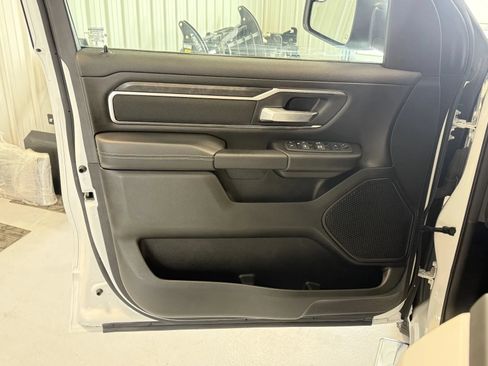 Used 2024 RAM 1500 Big Horn AWD/4WD image 8
