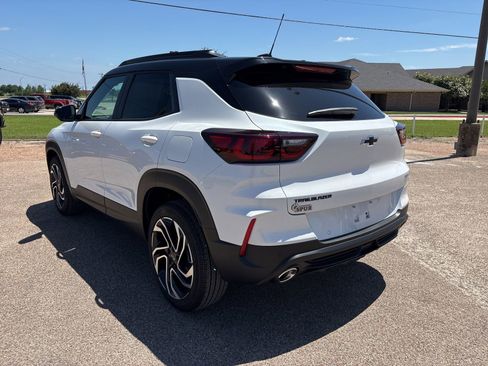 New 2026 Chevrolet TrailBlazer RS w/ Driver Confidence Package FWD image 4