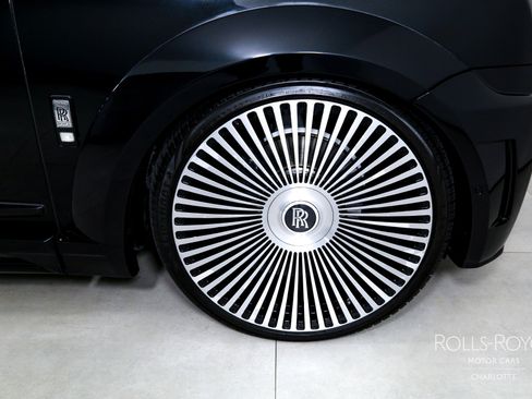 Used 2022 Rolls-Royce Cullinan image 39