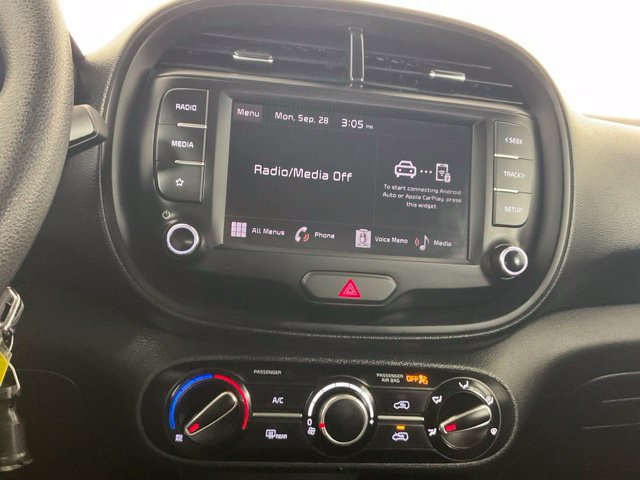 Used 2025 Kia Soul LX w/ LX Technology Package FWD image 25