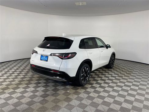 New 2026 Honda HR-V EX-L image 6
