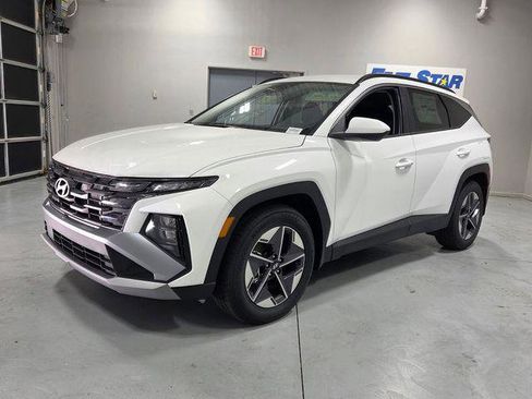 New 2026 Hyundai Tucson SEL image 3