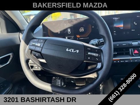 Used 2025 Kia K4 FWD image 14