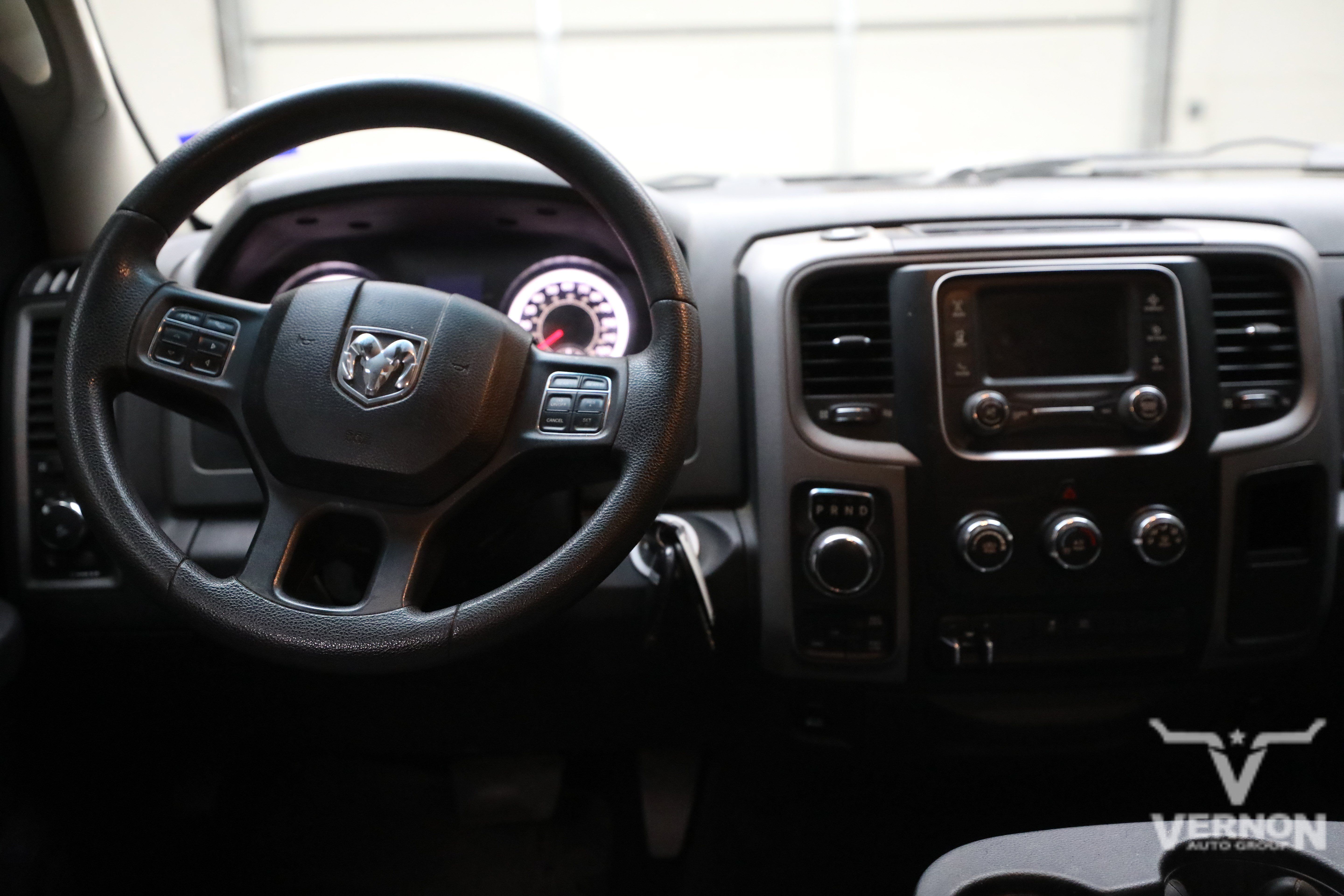 Used 2016 RAM 1500 Express w/ Black Ram 1500 Express Group AWD/4WD image 8