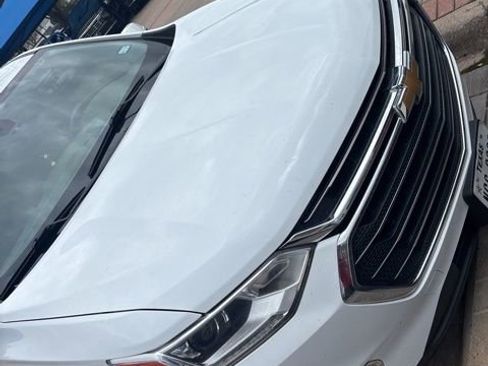 Used 2020 Chevrolet Traverse LT image 22