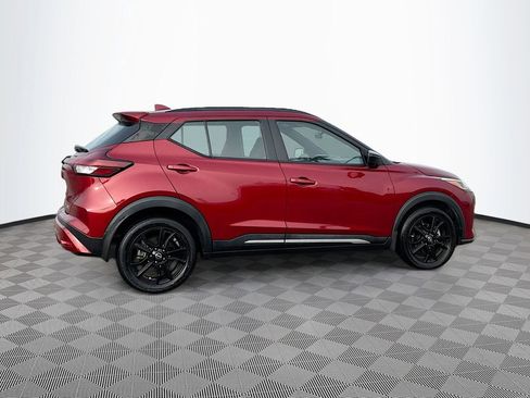 Used 2022 Nissan Kicks SR image 5