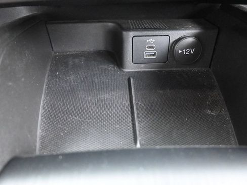 Used 2024 Ford Escape Active AWD/4WD image 29
