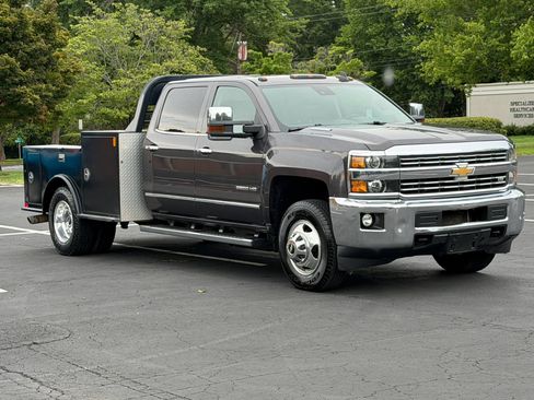 Used 2015 Chevrolet Silverado 3500 LTZ w/ Duramax Plus Package AWD/4WD image 4