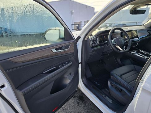 New 2026 Volkswagen Atlas SEL image 33