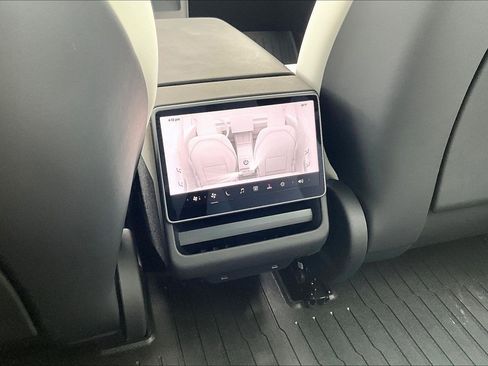 Used 2025 Tesla Model 3 Long Range RWD image 25