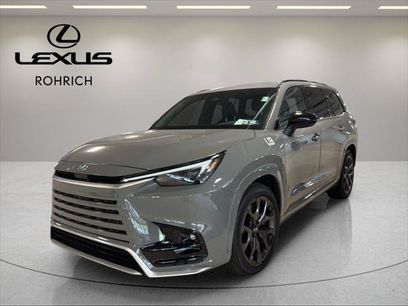 Certified 2025 Lexus TX 500h AWD w/ Technology Package