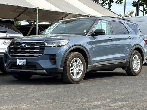 Used 2026 Ford Explorer Active RWD image 8