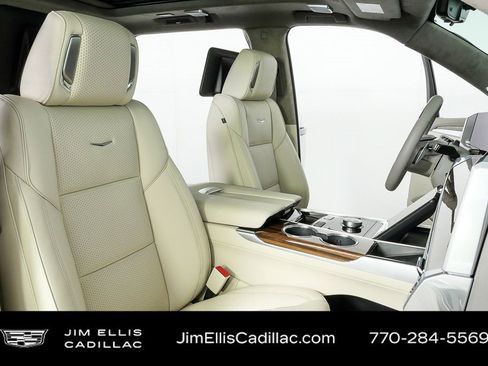 Certified 2026 Cadillac Escalade Platinum Sport w/ LPO, ONYX Package image 23