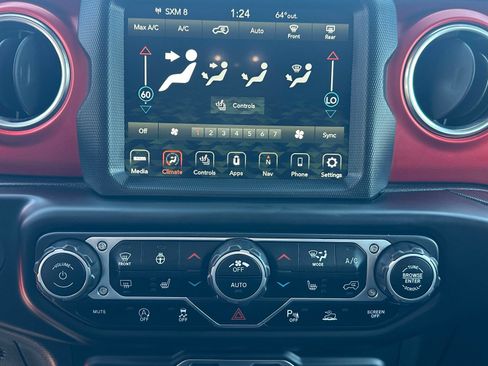 Used 2021 Jeep Wrangler Unlimited Rubicon AWD/4WD image 10