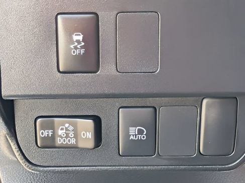 Used 2023 Toyota Tacoma SR5 RWD image 22