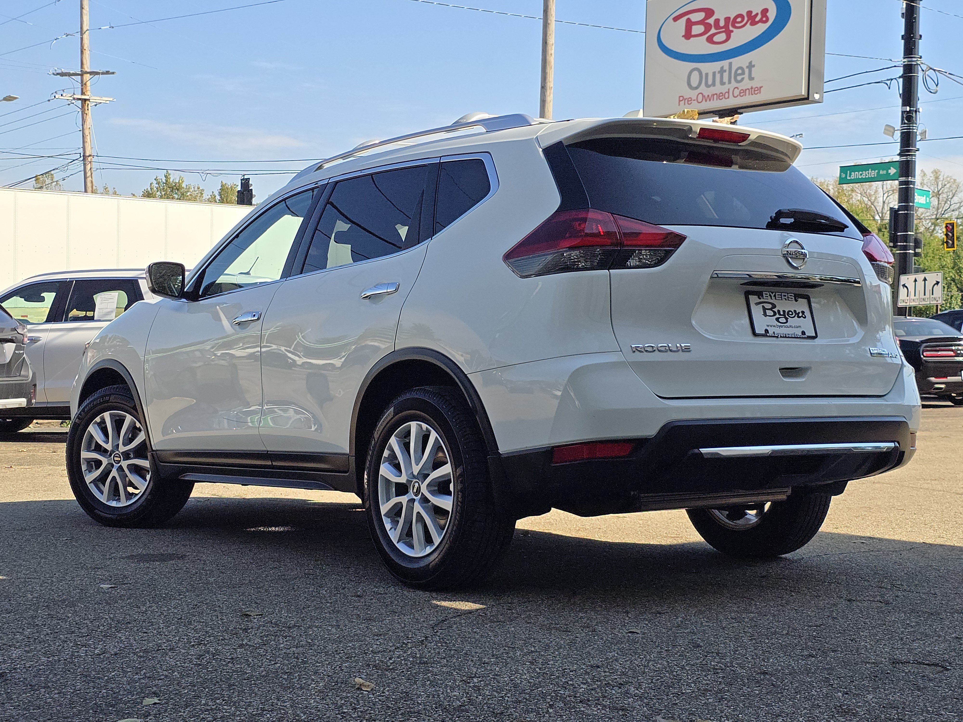 Used 2020 Nissan Rogue S w/ Special Edition Package AWD/4WD image 5