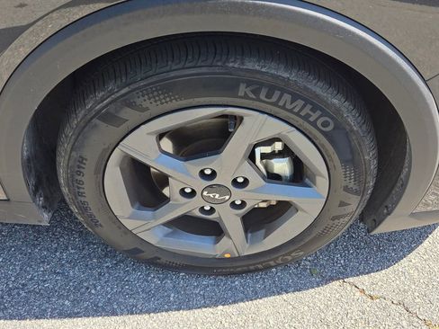 Used 2025 Kia K4 FWD image 17