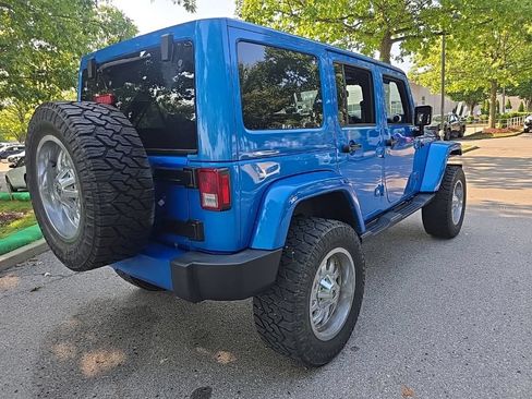 Used 2016 Jeep Wrangler Unlimited Sahara AWD/4WD image 8