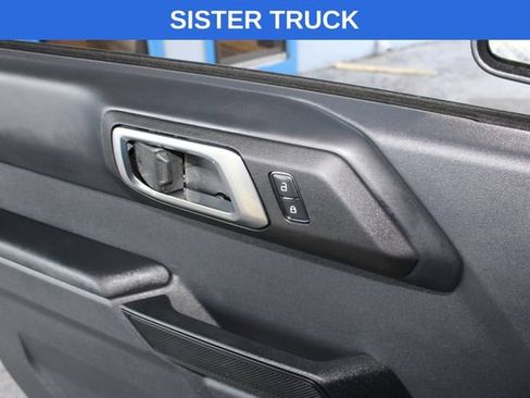 Used 2025 Ford Bronco Big Bend AWD/4WD image 16