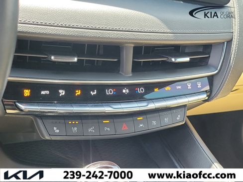 Used 2025 Cadillac CT5 Premium Luxury RWD image 29