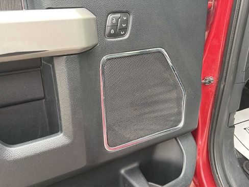 Used 2021 Ford F350 Lariat w/ Chrome Package image 26