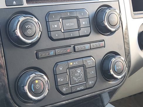 Used 2015 Ford Expedition EL Limited w/ Equipment Group 301A image 34