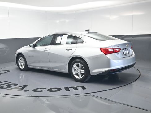 Used 2020 Chevrolet Malibu LS w/ LPO, Convenience Package 2 FWD image 7