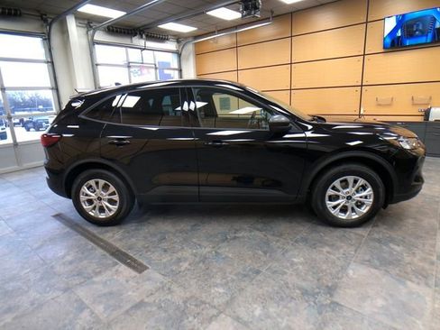 New 2026 Ford Escape Active w/ Cold Weather Package FWD image 8