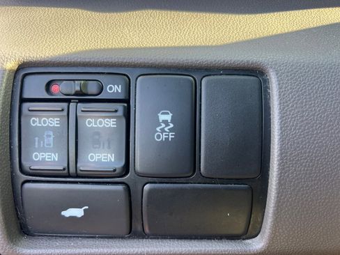 Used 2011 Honda Odyssey EX-L image 27