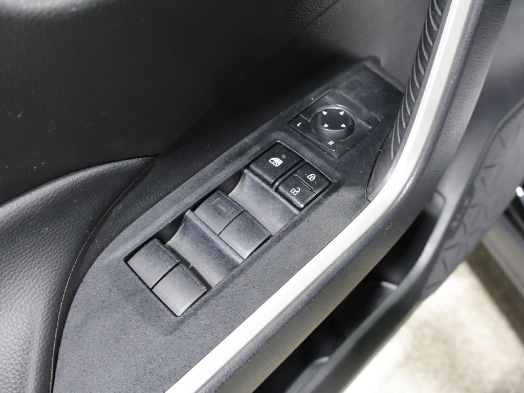 Used 2024 Toyota RAV4 LE AWD/4WD image 14