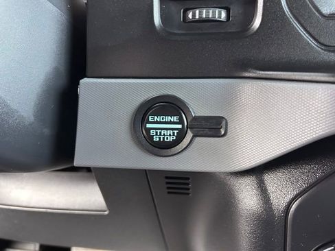 Used 2023 Ford Bronco Black Diamond image 27