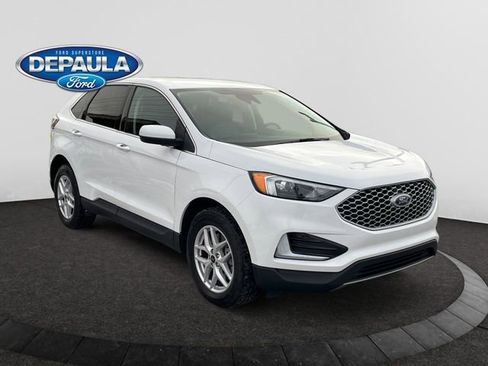 Used 2023 Ford Edge SEL image 9