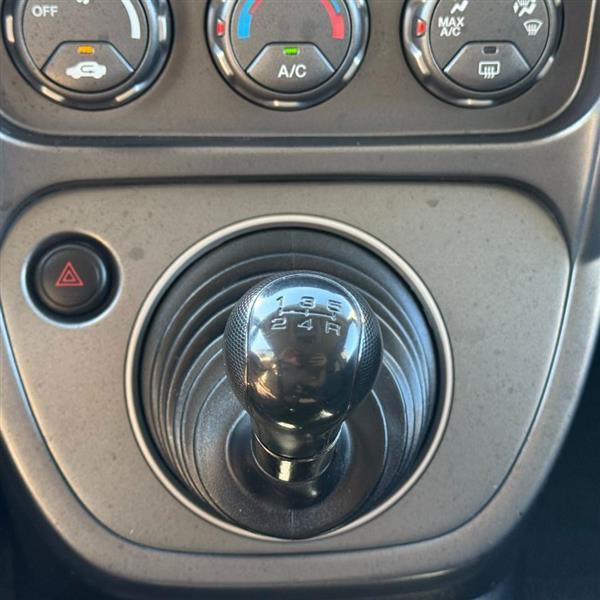 Used 2005 Honda Element EX image 11