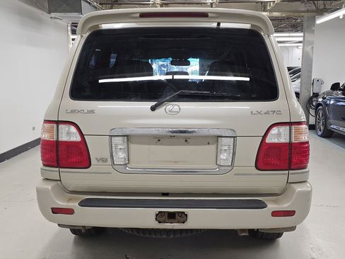 Used 2004 Lexus LX 470 4WD image 4