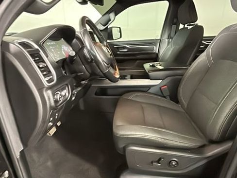 Used 2019 RAM 1500 Big Horn AWD/4WD image 11