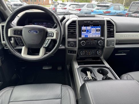 Used 2019 Ford F250 Lariat w/ Lariat Ultimate Package AWD/4WD image 9