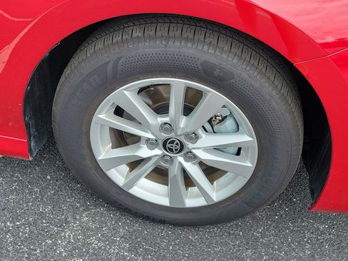 Certified 2025 Toyota Camry LE FWD image 8