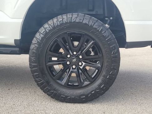 Used 2024 Ford F150 Platinum w/ FX4 Off-Road Package AWD/4WD image 8