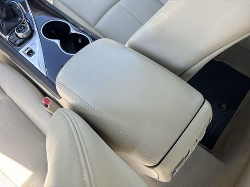 Used 2019 INFINITI Q50 Luxe w/ Essential Package (3.0T Luxe) AWD/4WD image 24