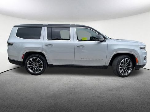 Certified 2025 Jeep Grand Wagoneer Series III AWD/4WD image 16