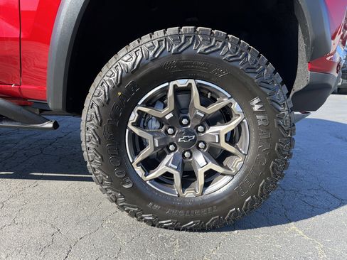 New 2026 Chevrolet Colorado ZR2 image 12